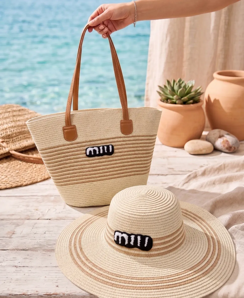 sac de plage + chapeau